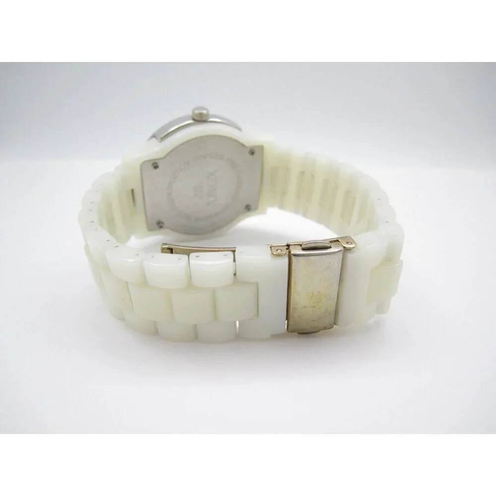 Women XOXO Quartz WR Analog 38mm Round Watch (H616) 